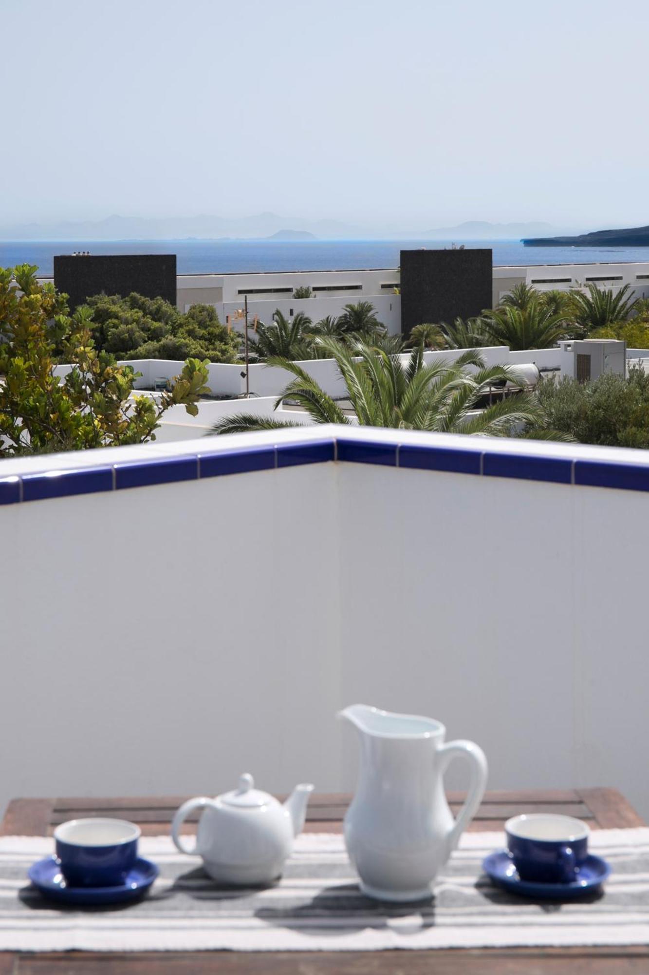 Villas Del Mar Vina Y Cabrera Puerto Calero Exterior photo